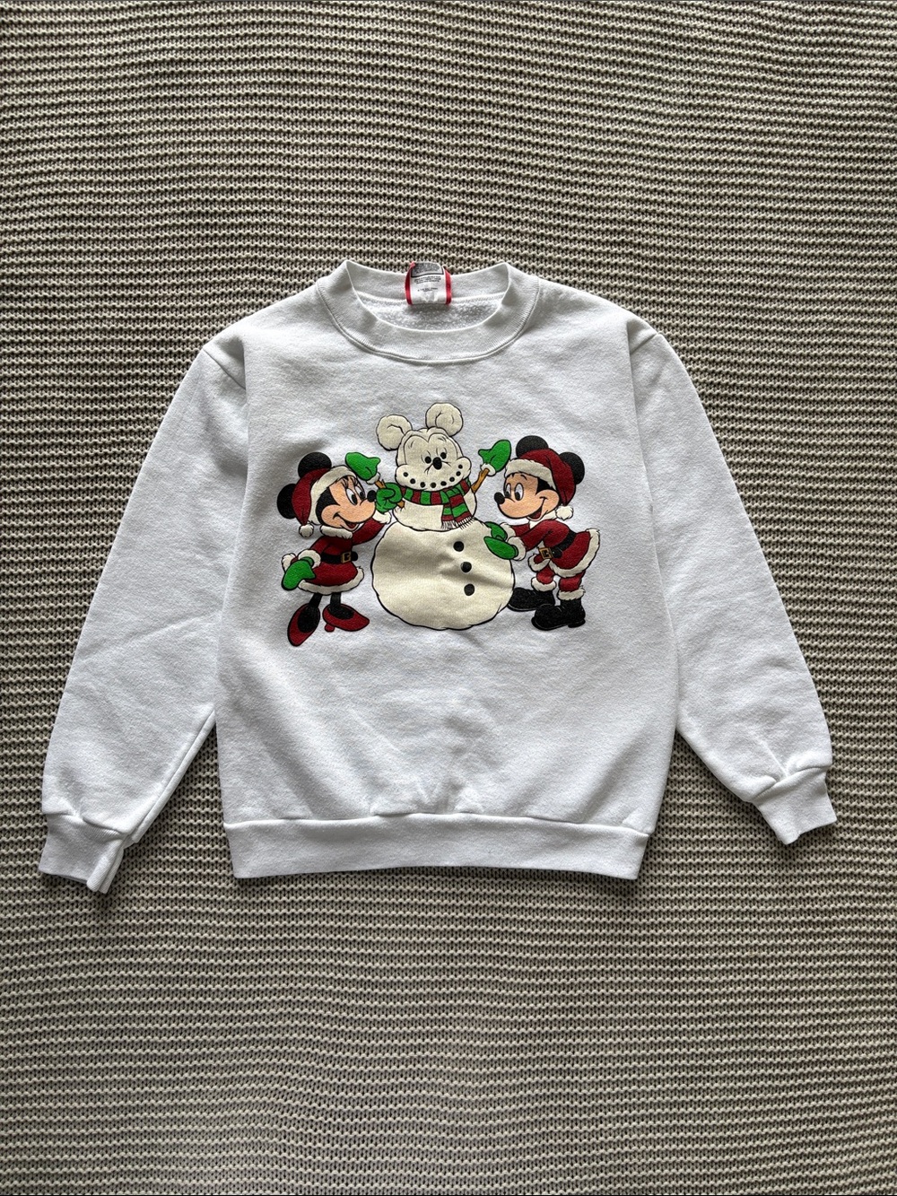Vintage Disney Mickey & Minnie Mouse Christmas Crewneck Sweater